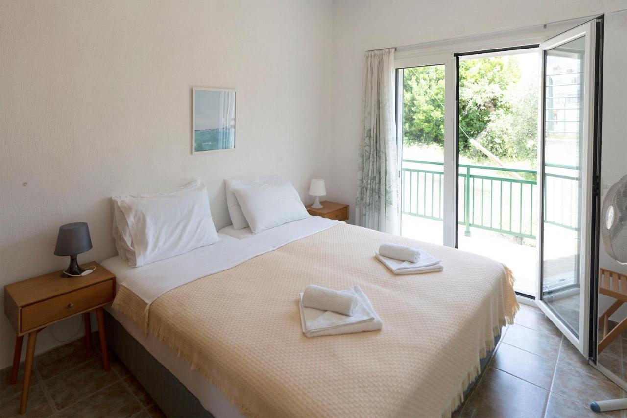 Villa Ftelia House Città di Skiathos Esterno foto